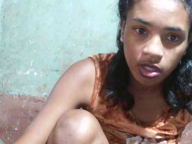 TriciaBella webcam