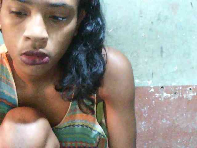 TriciaBella webcam