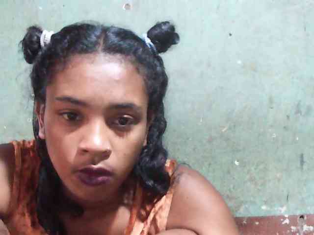 TriciaBella webcam