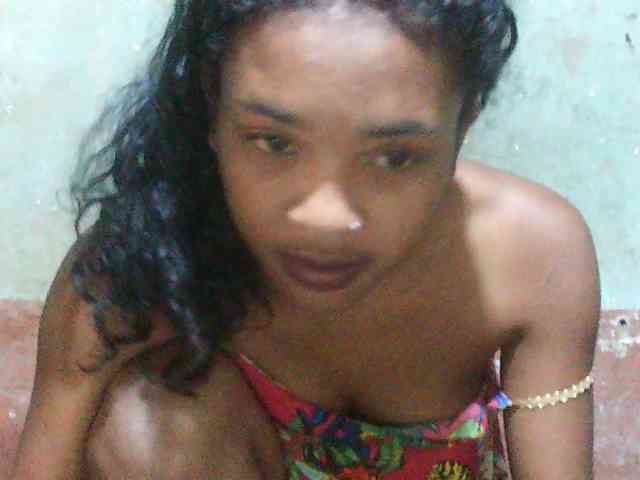 TriciaBella webcam