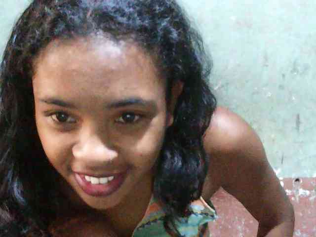 TriciaBella webcam
