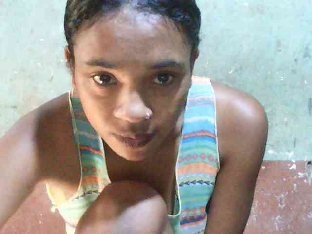 TriciaBella webcam