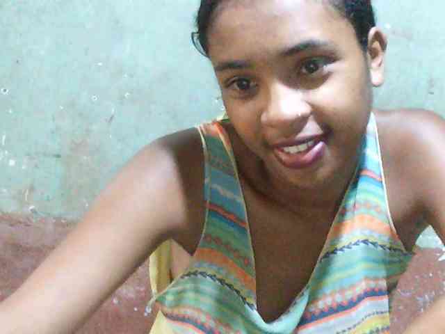 TriciaBella webcam