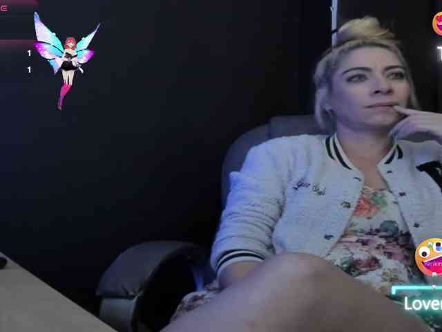 viktoria-davis webcam