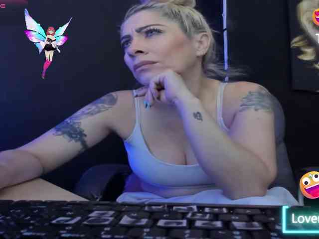 viktoria-davis webcam