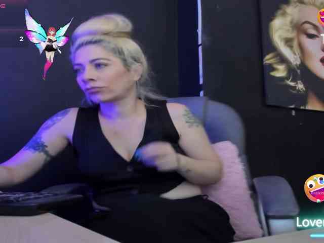 viktoria-davis webcam