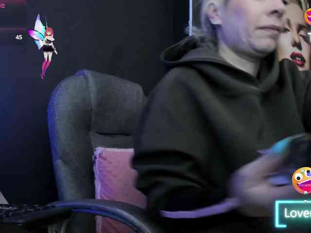 viktoria-davis webcam