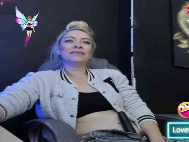 viktoria-davis webcam