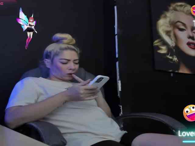 viktoria-davis webcam