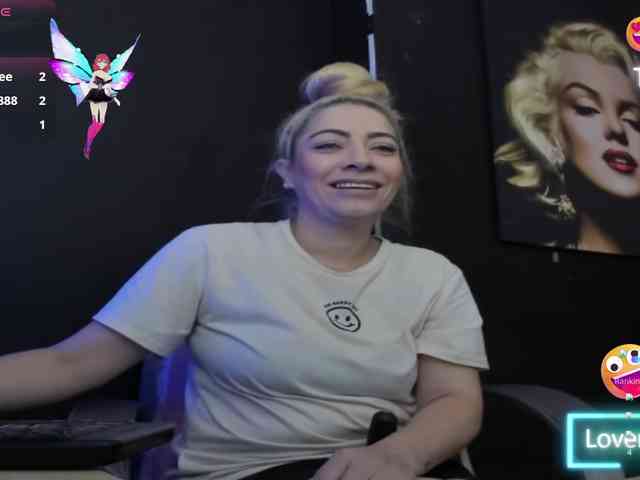 viktoria-davis webcam