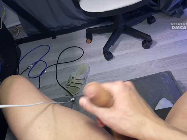 Entra en el chat con el modelo cutemilana_sw cutemilana_sw