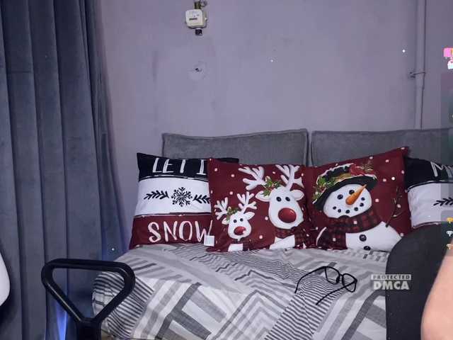 Accedi alla chat con il nickname cutemilana_sw cutemilana_sw