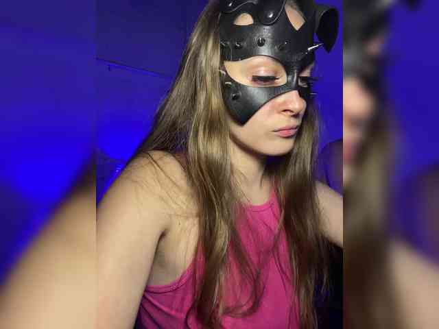 cutemilana_sw webcam