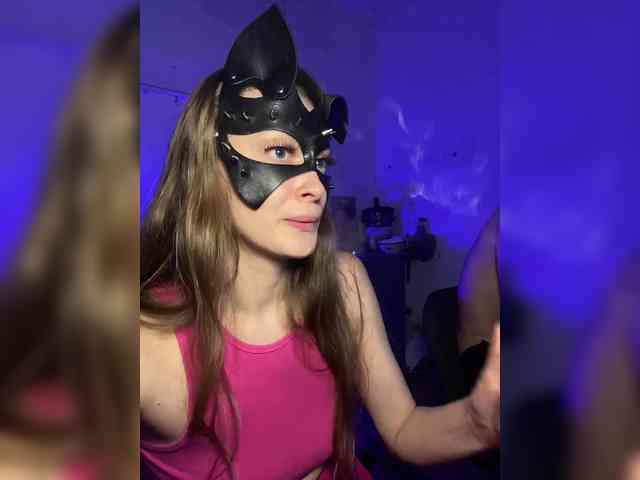 cutemilana_sw webcam