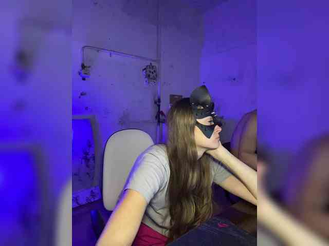 cutemilana_sw webcam