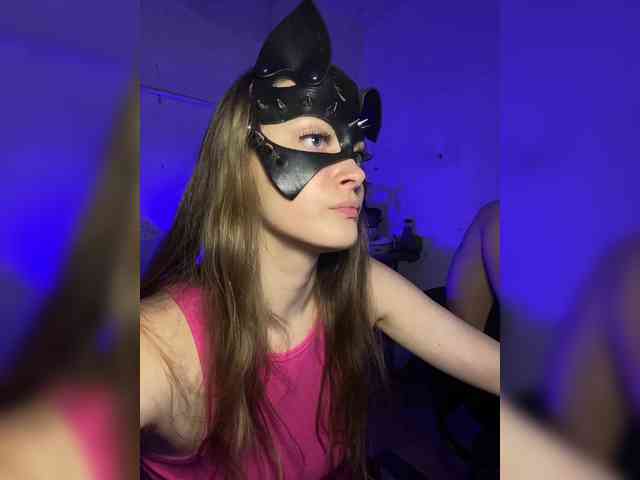 cutemilana_sw webcam