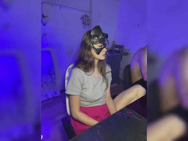 cutemilana_sw webcam