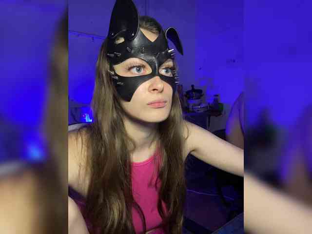 cutemilana_sw webcam