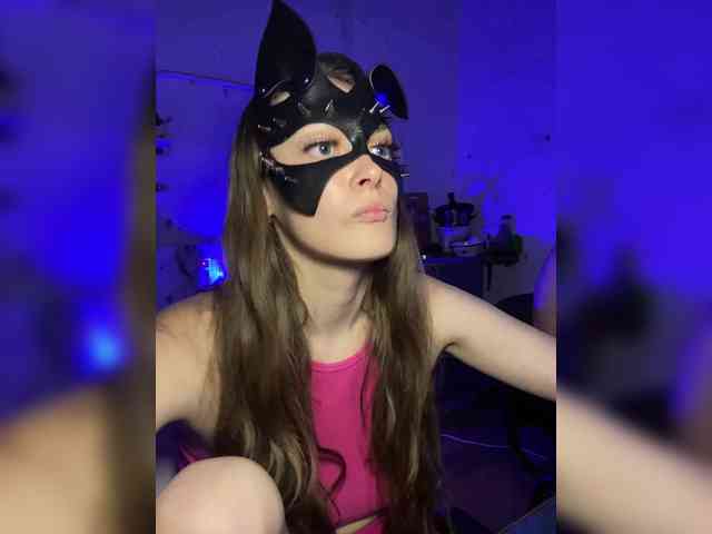 cutemilana_sw webcam