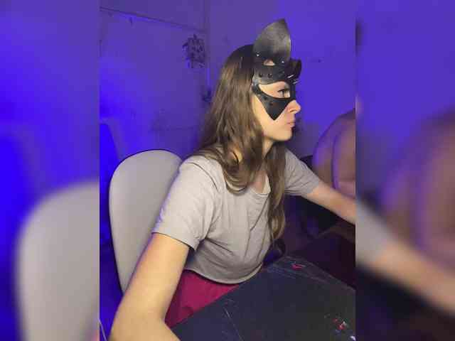 cutemilana_sw webcam
