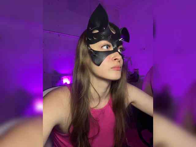 cutemilana_sw webcam