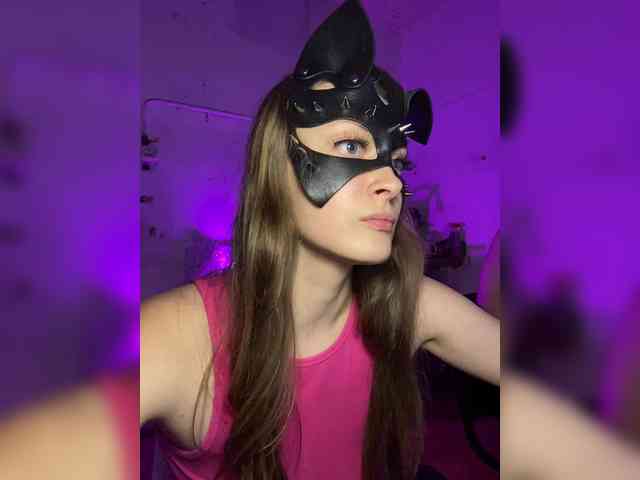 cutemilana_sw webcam