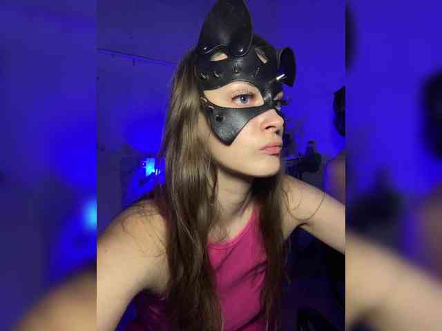 cutemilana_sw webcam