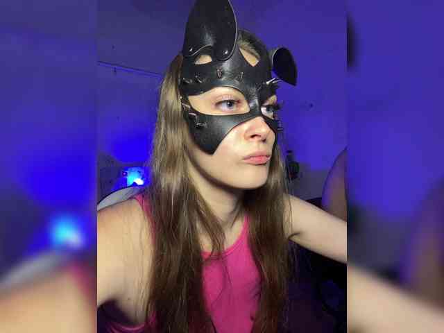 cutemilana_sw webcam