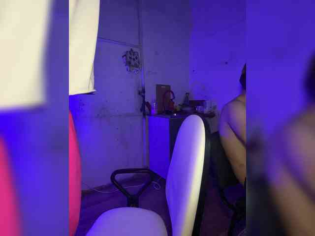 cutemilana_sw webcam