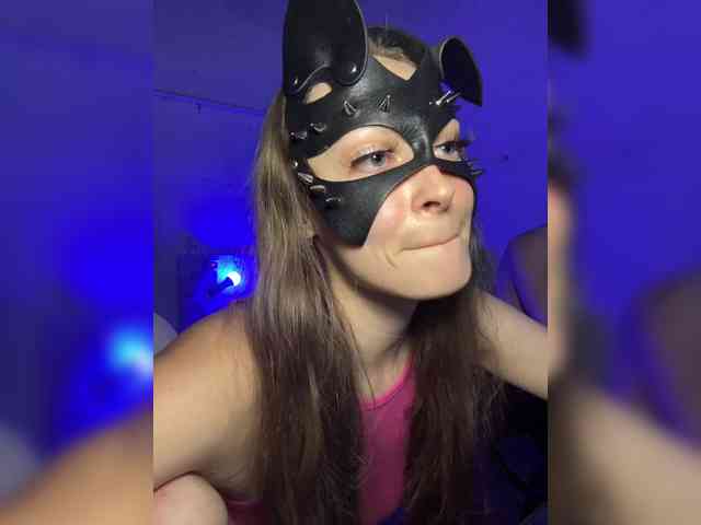 cutemilana_sw webcam
