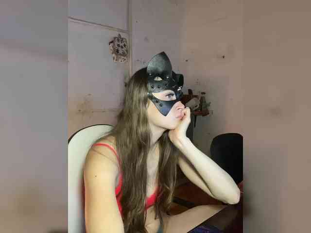 cutemilana_sw webcam