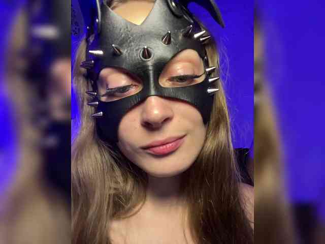 cutemilana_sw webcam