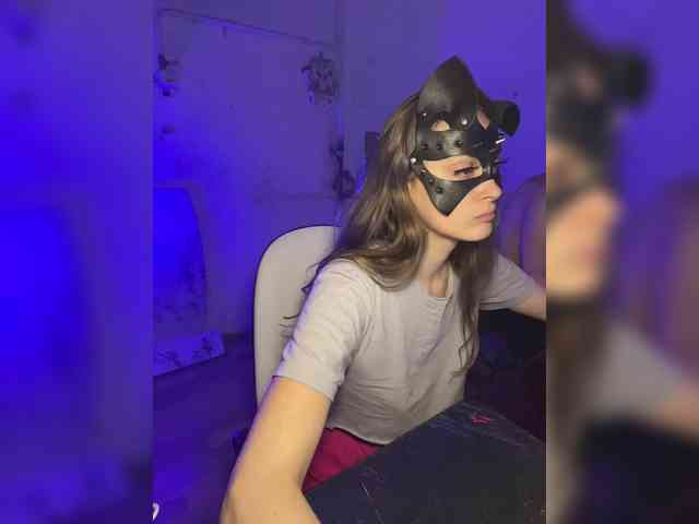 cutemilana_sw webcam