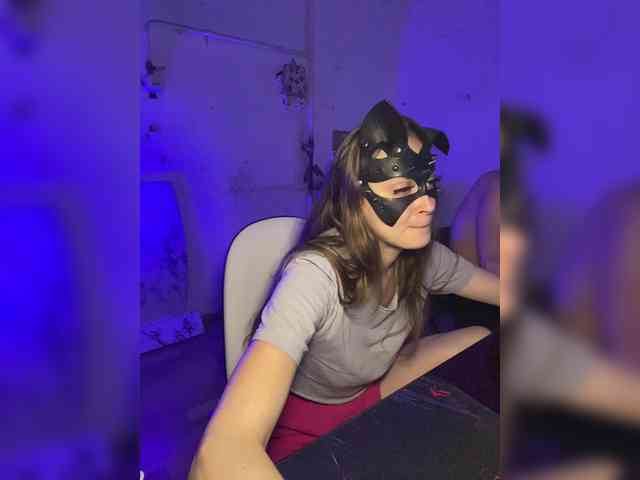 cutemilana_sw webcam