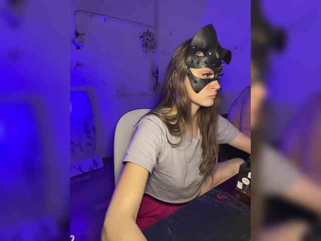 cutemilana_sw webcam