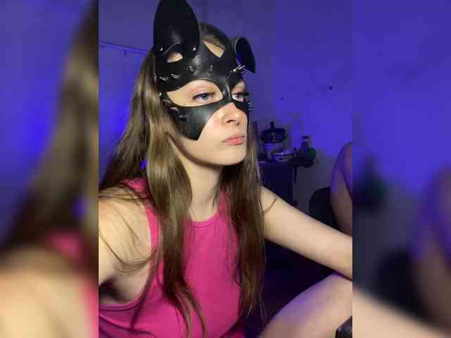 cutemilana_sw webcam