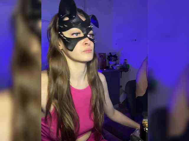 cutemilana_sw webcam