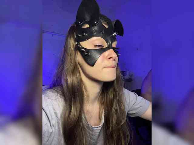 cutemilana_sw webcam