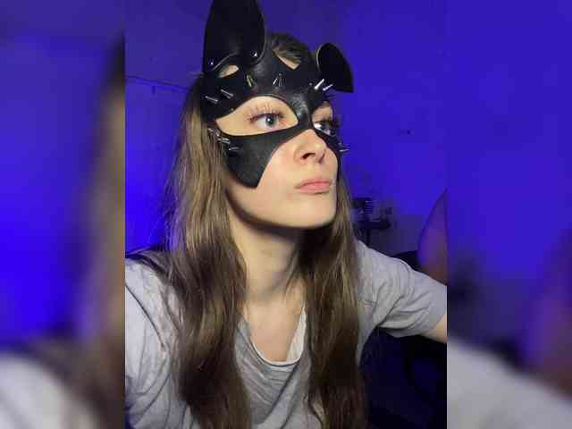 cutemilana_sw webcam