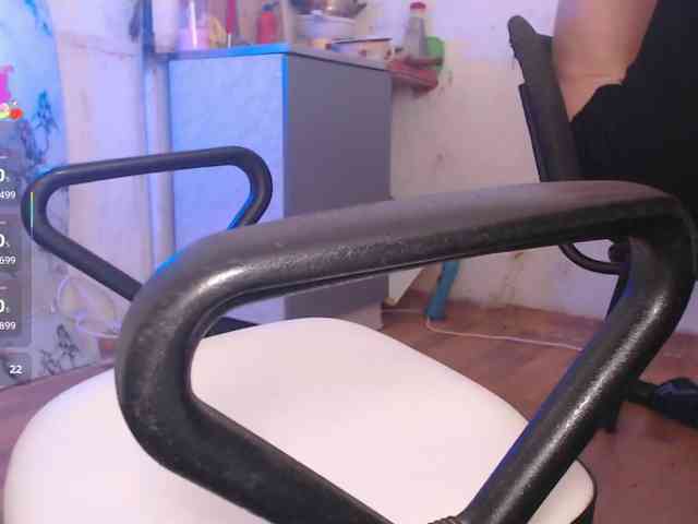 cutemilana_sw webcam