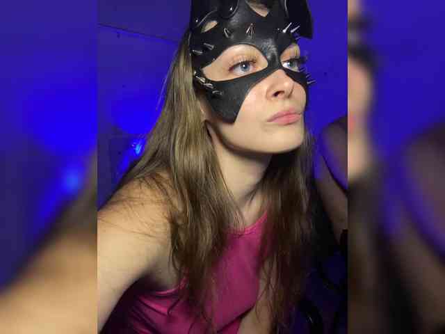 cutemilana_sw webcam