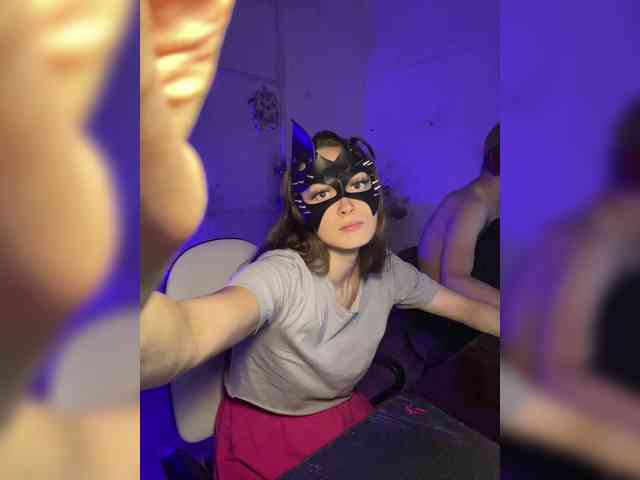 cutemilana_sw webcam