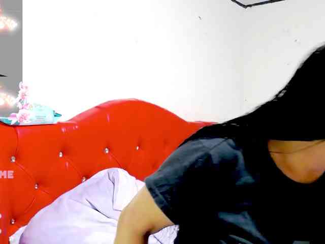 sexyjhoan81 webcam