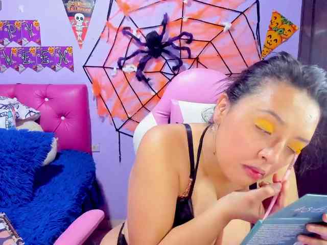 Cristaln07 webcam