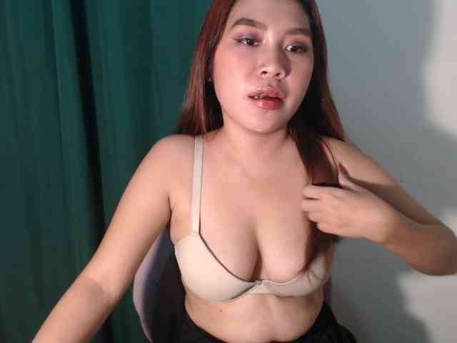 xxCherrybabexx webcam