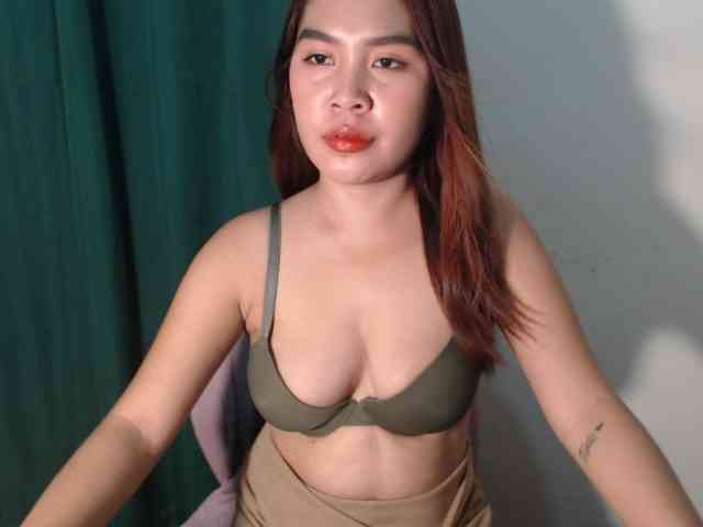 xxCherrybabexx webcam