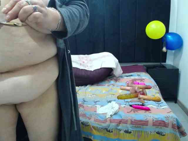 QueenMatturex webcam