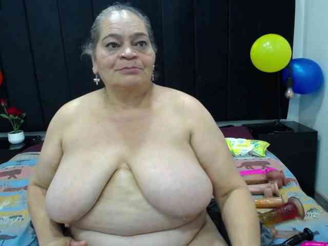 QueenMatturex webcam