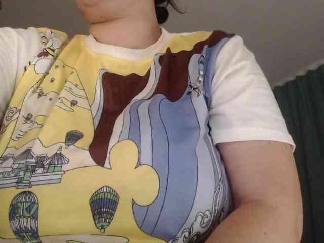 naturalmoommy webcam