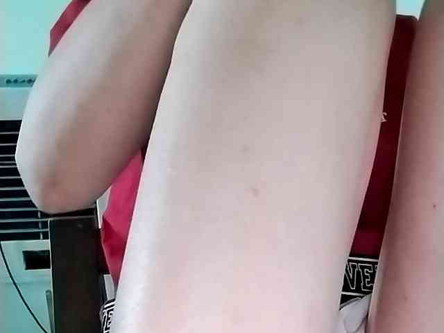 SexyGirl-18 webcam